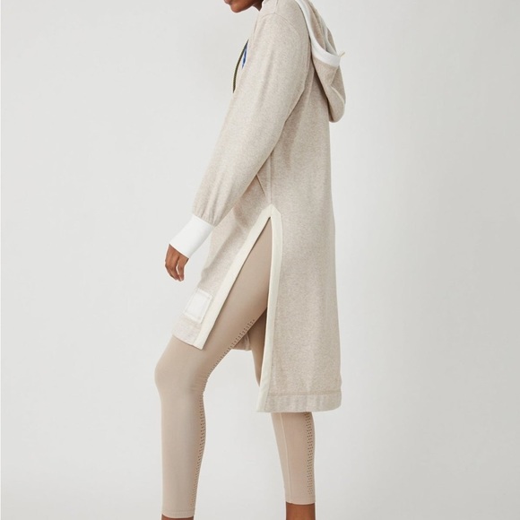 New Free People FP MOVEMENT Feel Good Layer Size Small Oatmeal Heather Worn once - Picture 4 of 7